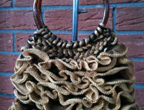 How To Knit A Salsa Ribbon Yarn Bag